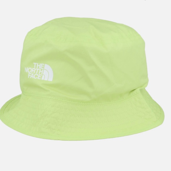 The North Face Accessories - NWT The North Face Unisex Sun Stash Hat Green Bucket Reversible Packable